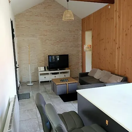 Villa T3 Refait A Neuf, Patio, Wifi Et *